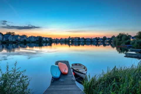 orion holidays - cotswold lakes