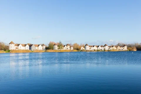 cotswold retreats - cotswold lakes